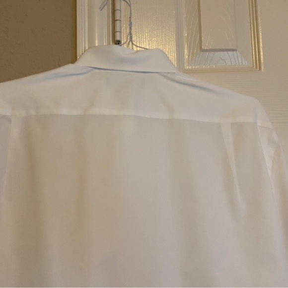 Men’s Tommy Hilfiger Dress Shirt - Picture 6 of 9